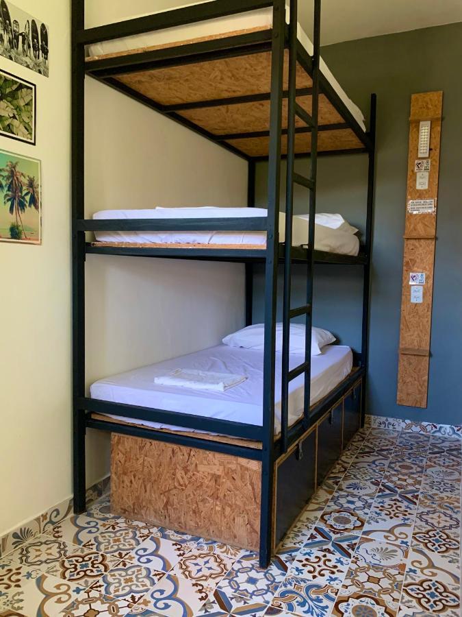 A Coroa Hostel & Suites Арраял-ду-Кабу Екстер'єр фото