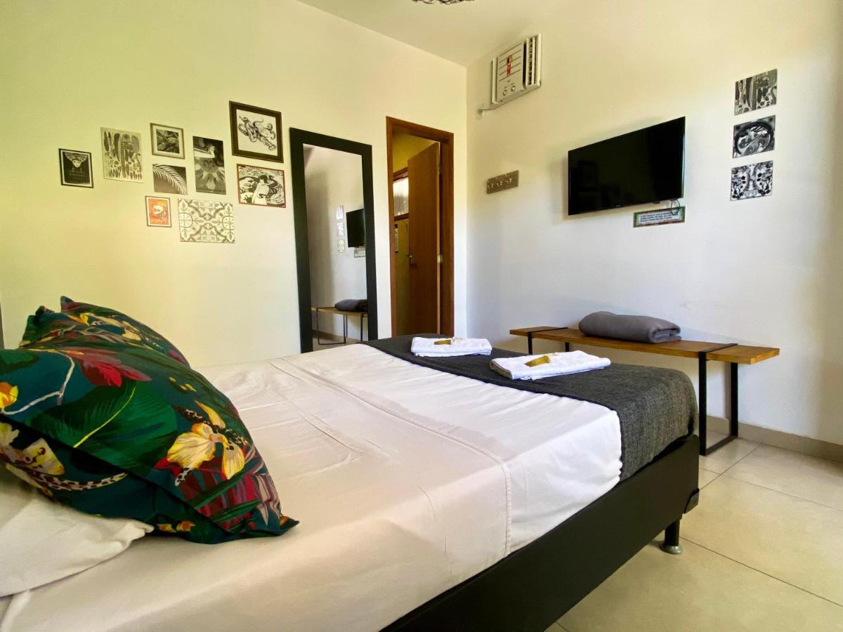 A Coroa Hostel & Suites Арраял-ду-Кабу Екстер'єр фото