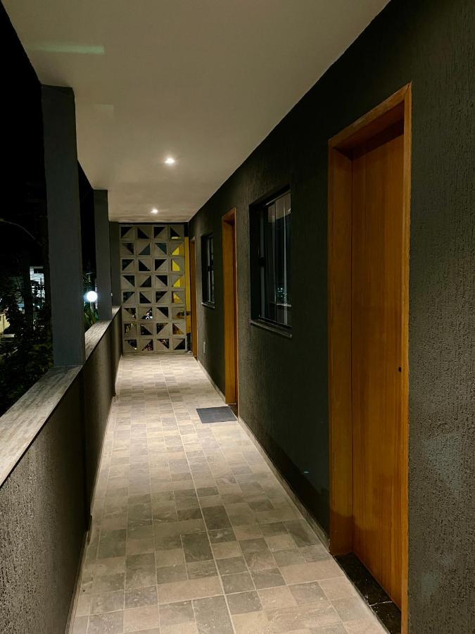 A Coroa Hostel & Suites Арраял-ду-Кабу Екстер'єр фото
