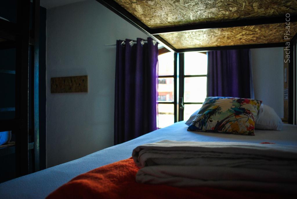 A Coroa Hostel & Suites Арраял-ду-Кабу Екстер'єр фото