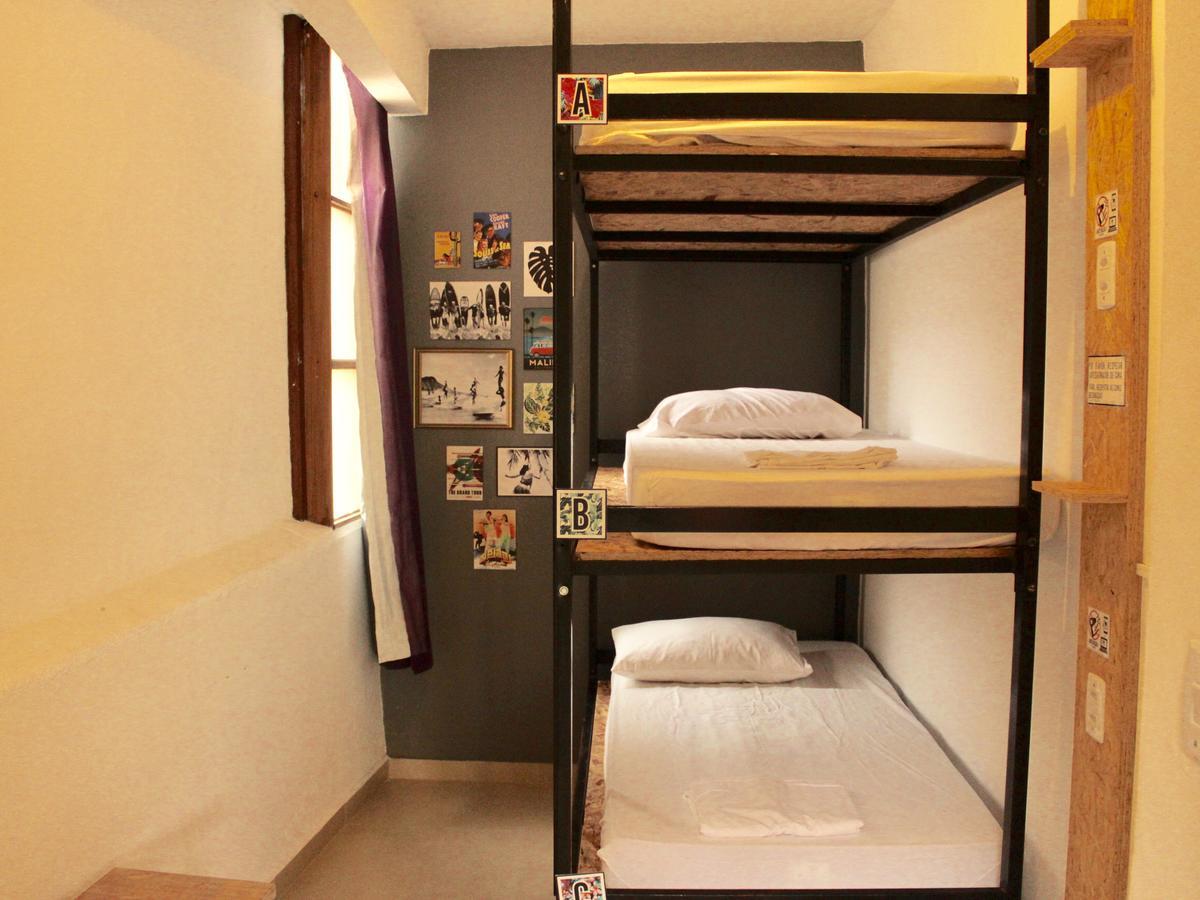 A Coroa Hostel & Suites Арраял-ду-Кабу Екстер'єр фото